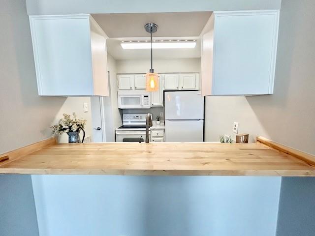 Hillcrest Hollows Condos - Residential