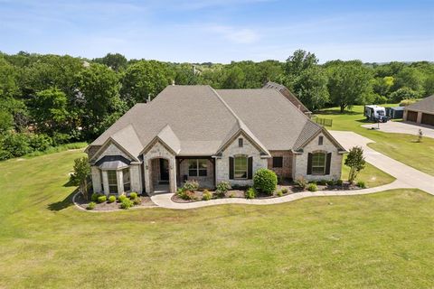 301 Harrison Circle Van Alstyne TX 75495