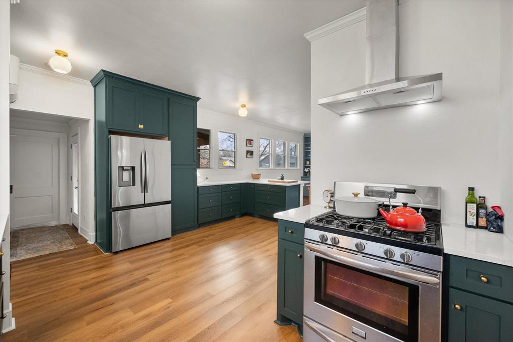 University-Rev - Residential