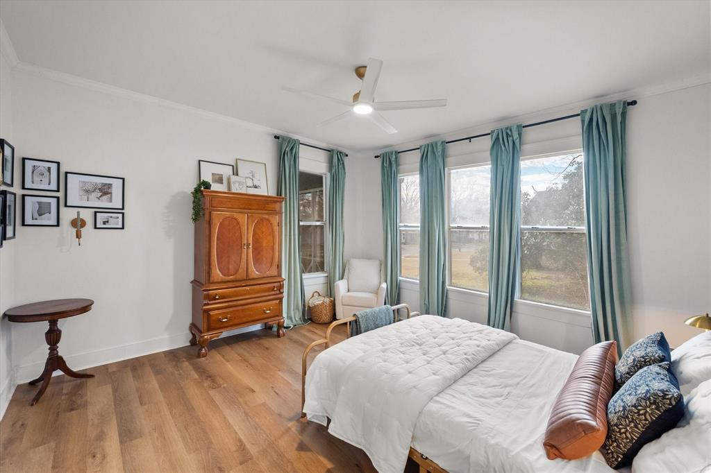 University-Rev - Residential