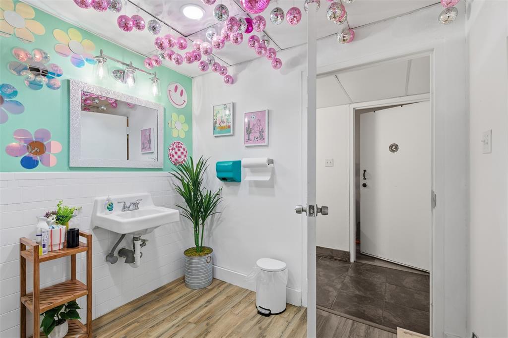 George Bryans 3rd Oak Cliff - Commercial Sale