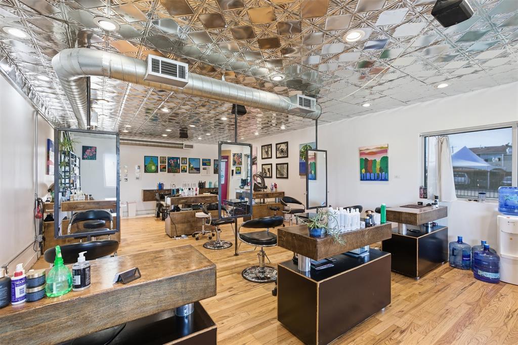 George Bryans 3rd Oak Cliff - Commercial Sale