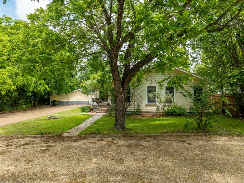 603 E Avenue G