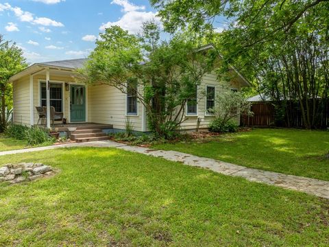 603 E Avenue G Valley Mills TX 76689