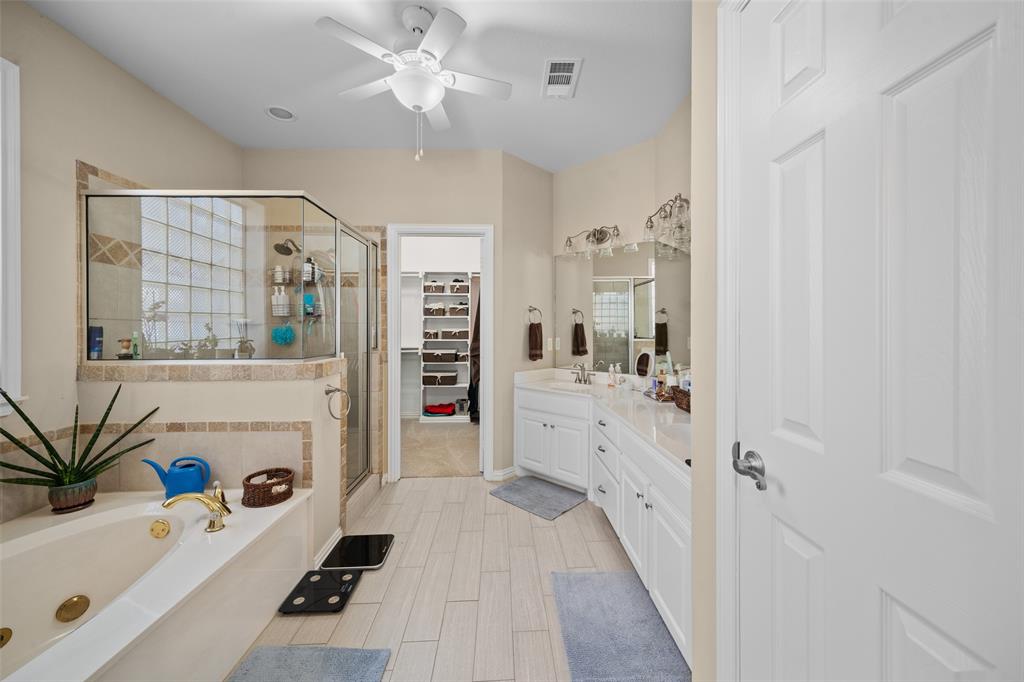 Runaway Bay - Residential