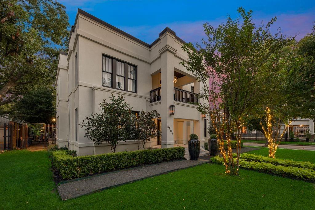 Munger Place - Residential Income