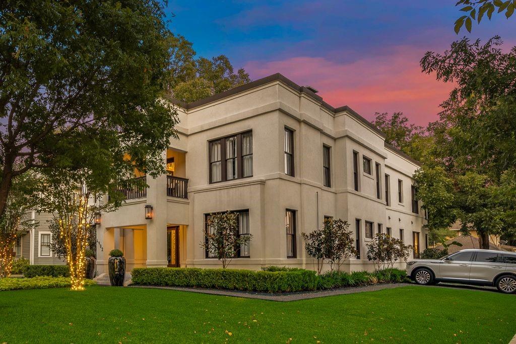 Munger Place - Residential Income
