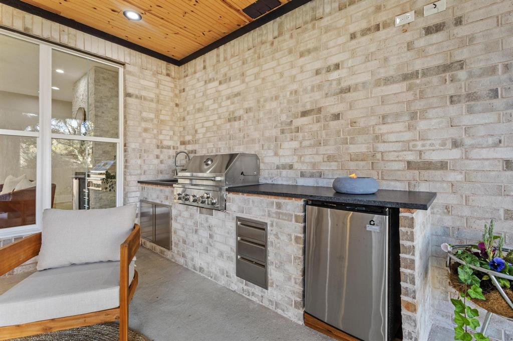 4 TEXOMA FIRST - Residential