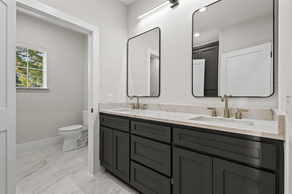 4 TEXOMA FIRST - Residential