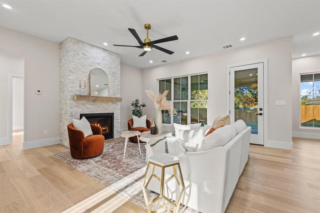 4 TEXOMA FIRST - Residential