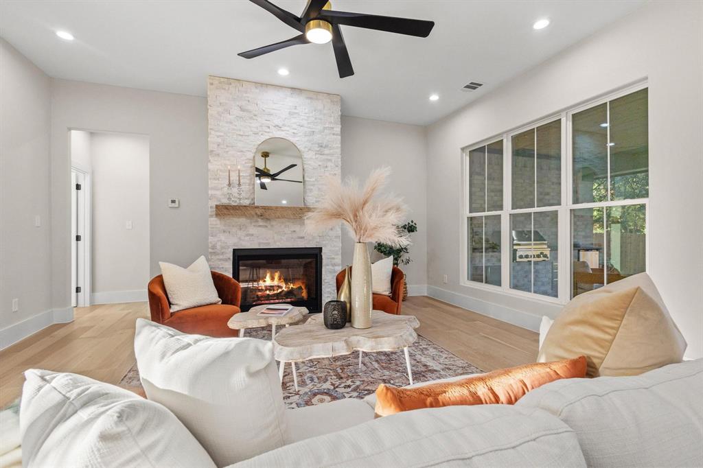 4 TEXOMA FIRST - Residential