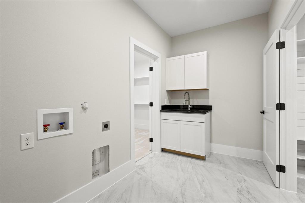 4 TEXOMA FIRST - Residential