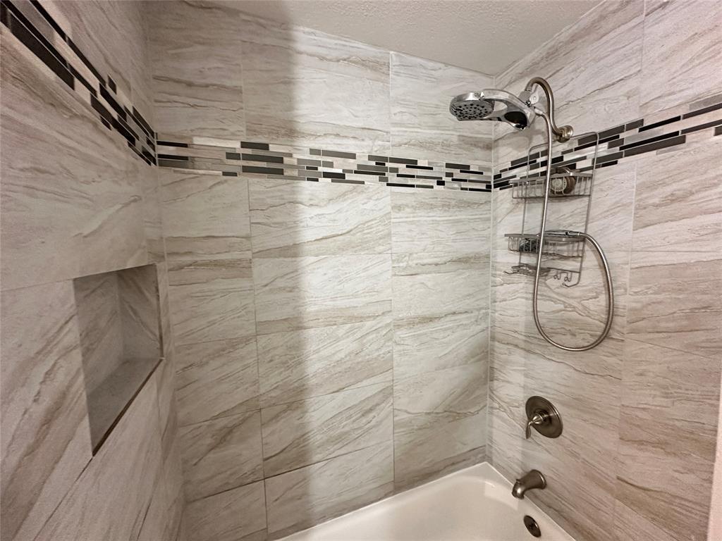 Spring Ridge 04 - Residential Lease