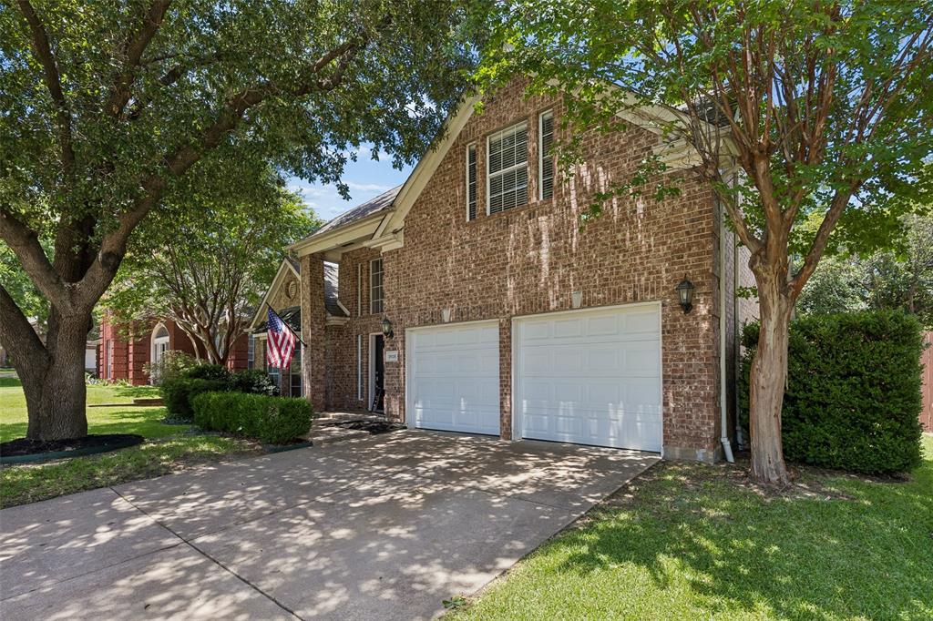 2416 Bonham Trail