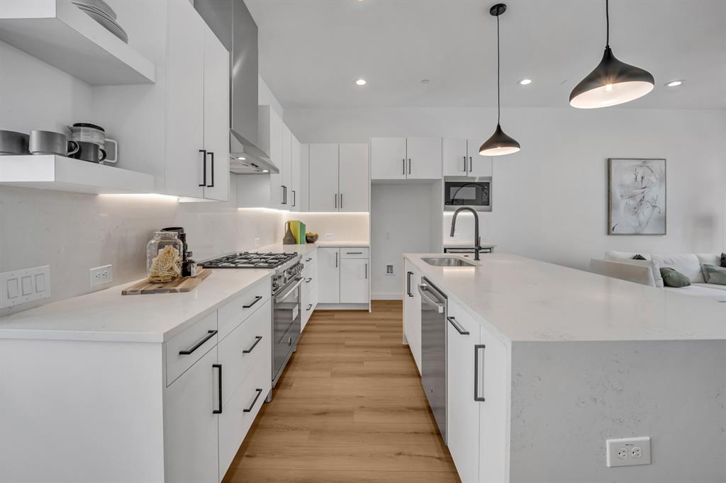 3612 San Jacinto 107