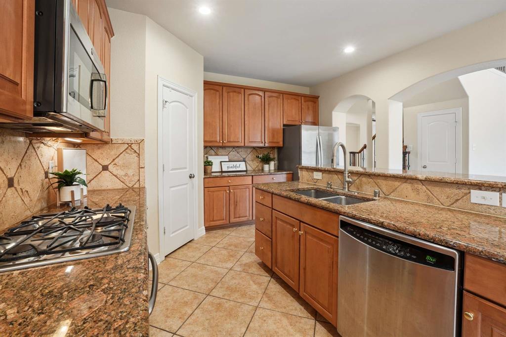 3512 Black Gold Drive