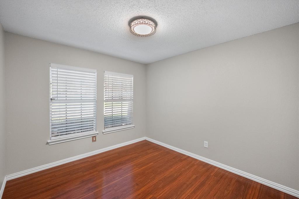 Lake Port Village Add - Residential Lease