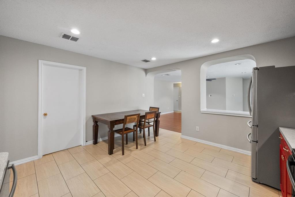 Lake Port Village Add - Residential Lease