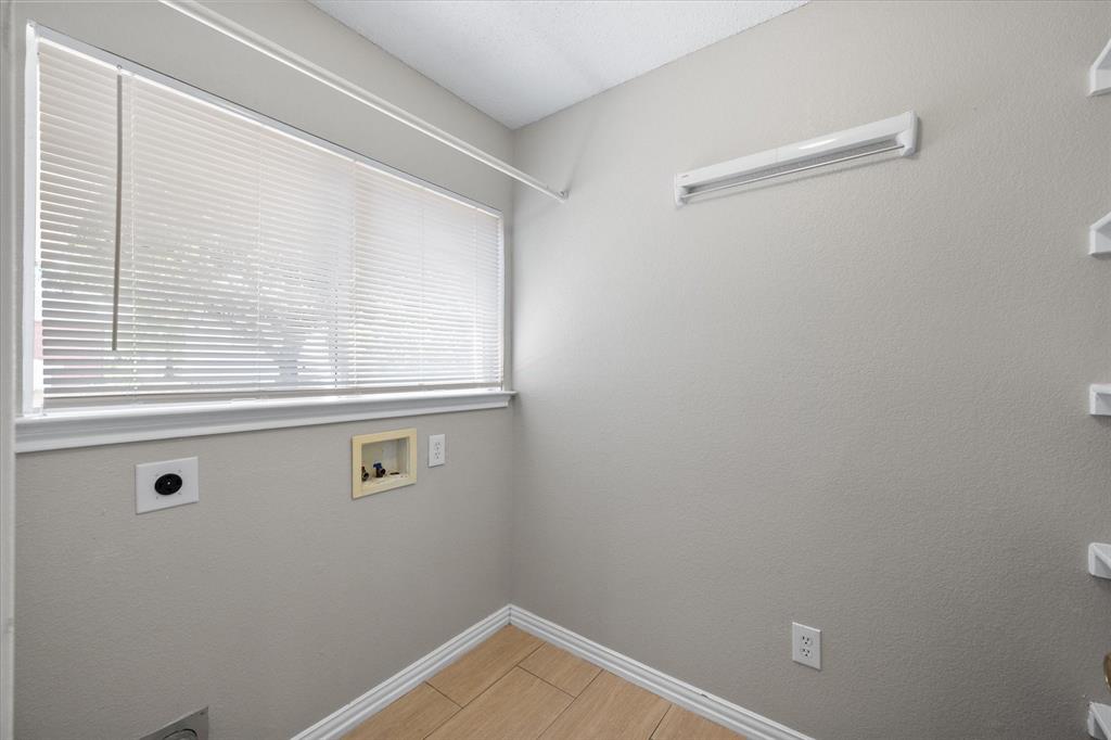 Lake Port Village Add - Residential Lease