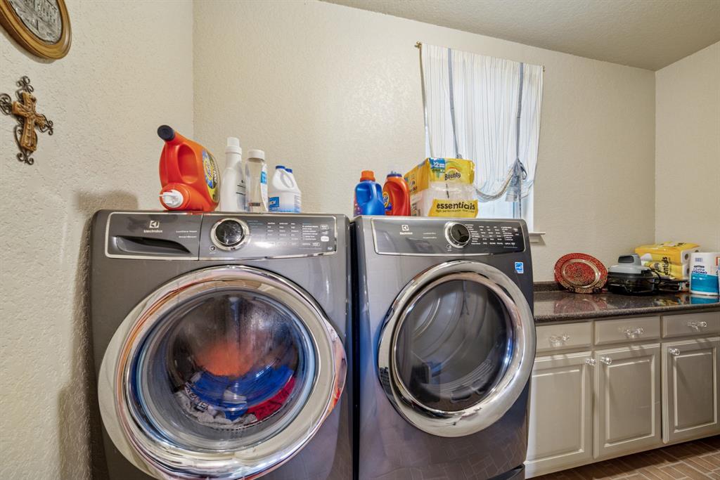 Longhorn Ranch - Residential