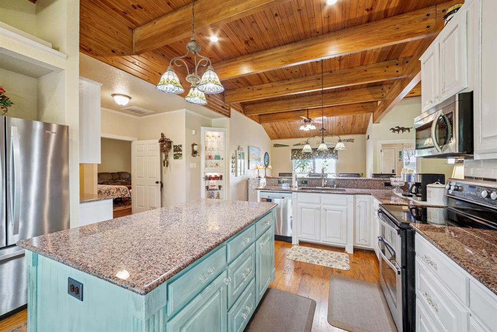 7921 County Road 915b