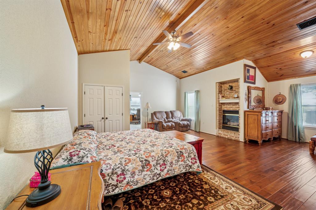 Longhorn Ranch - Residential