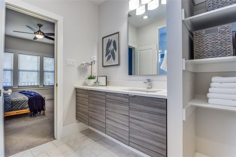 Tiny photo for 5516 Miller Avenue, Dallas, TX 75206 (MLS # 21035584)