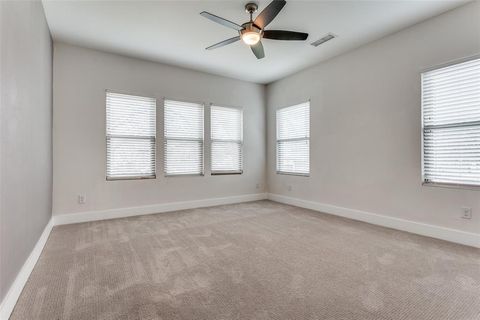 Tiny photo for 5516 Miller Avenue, Dallas, TX 75206 (MLS # 21035584)