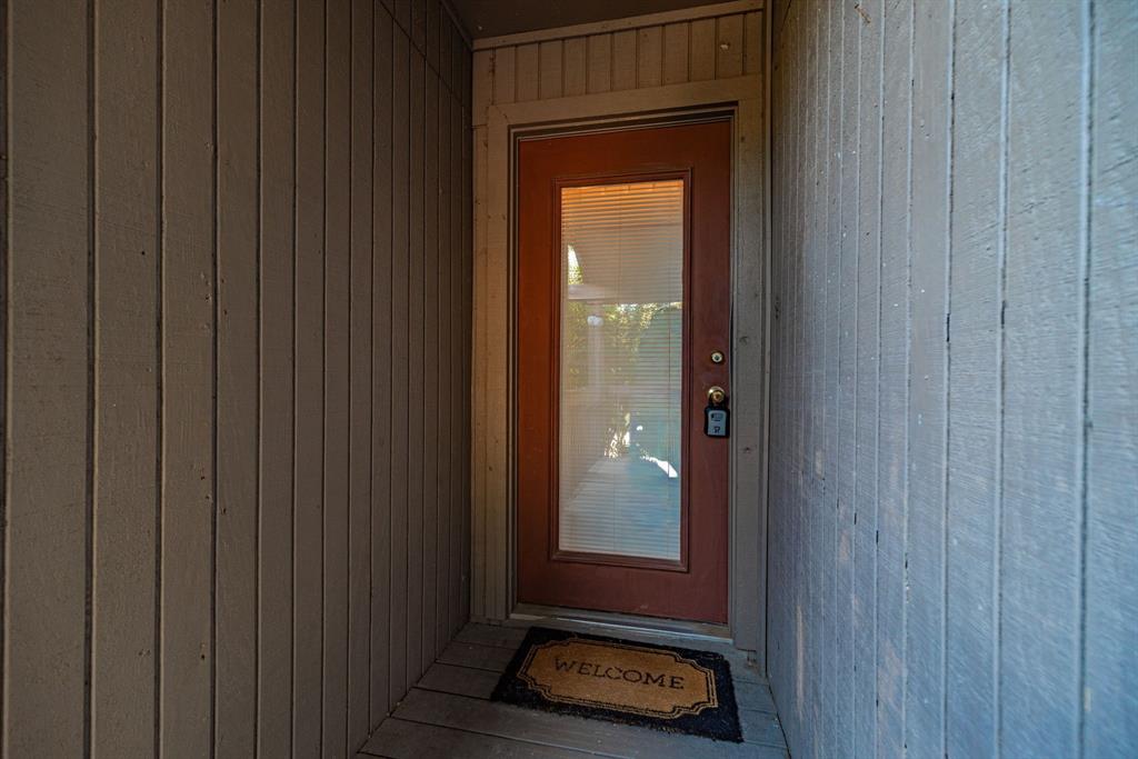 1106 Signal Ridge Place