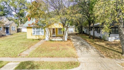 2317 Honeysuckle Avenue Fort Worth TX 76111