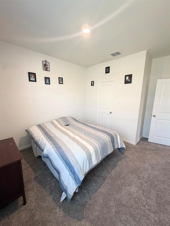 4921 woodloch