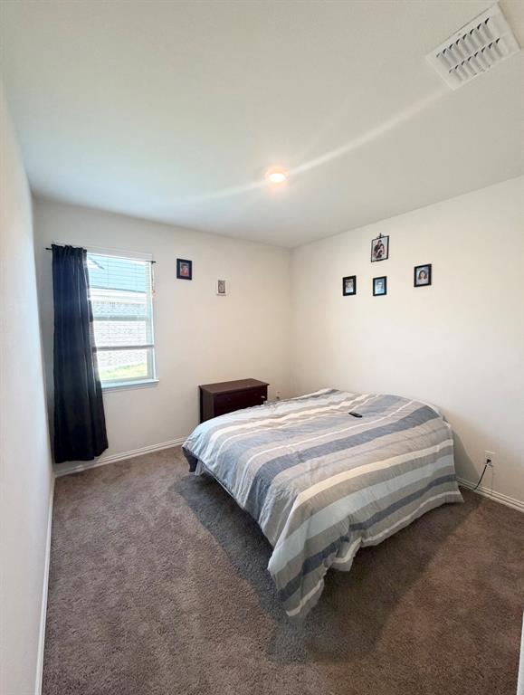 4921 woodloch