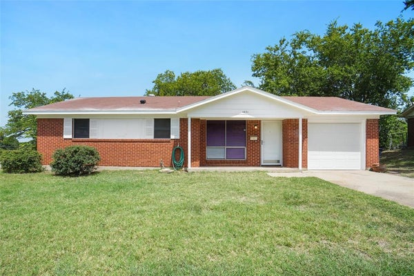 4801 BELLCREST CT, FORT WORTH, TX 76135 - Image f76b062d3d03bf0013fb2d5e8a8d9100/3615192180