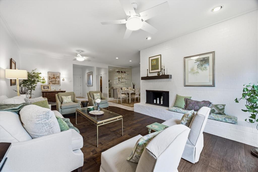 12277 Montego Plaza