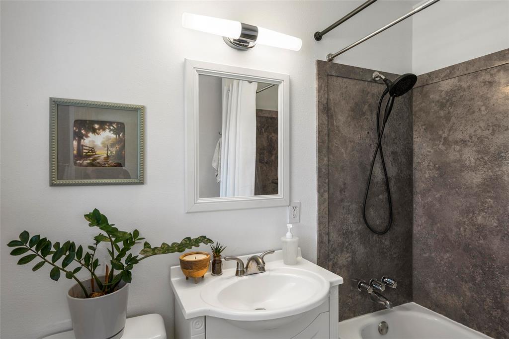 Corinth Shores Estate - Residential