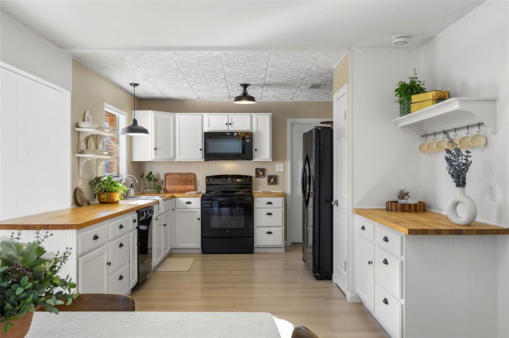 Corinth Shores Estate - Residential