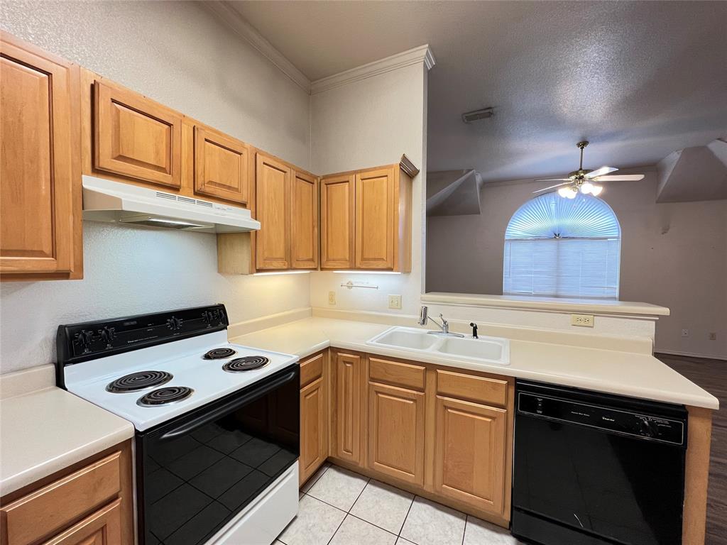 Rentz Place - Residential Lease