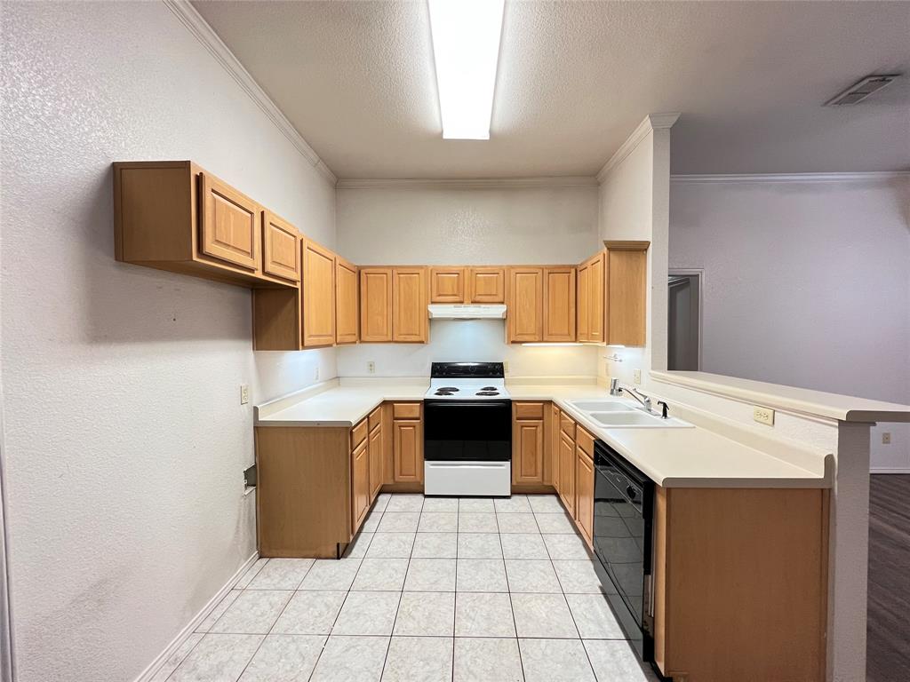 Rentz Place - Residential Lease