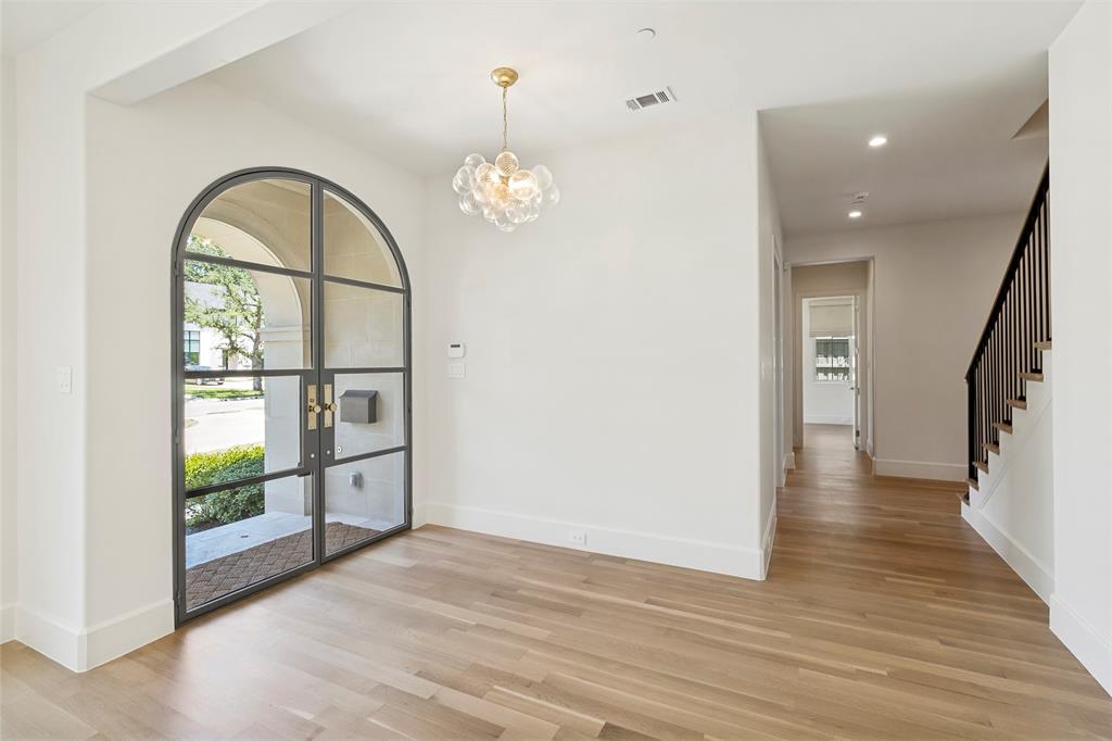 3833 Wentwood Drive
