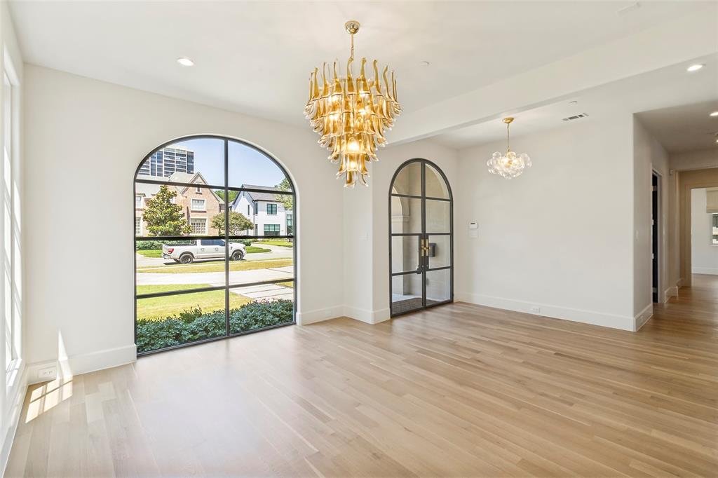 3833 Wentwood Drive