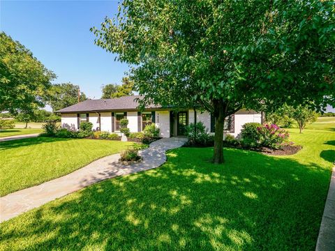 14254 Coral Harbour Court Farmers Branch TX 75234