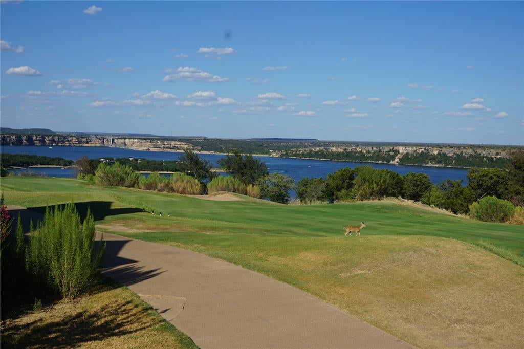 30 Oyster Bay