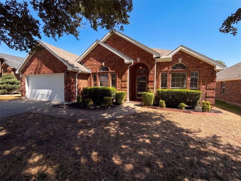 Photo of 8526 Vista Grande Drive, Dallas, TX 75249 (MLS # 21362268)