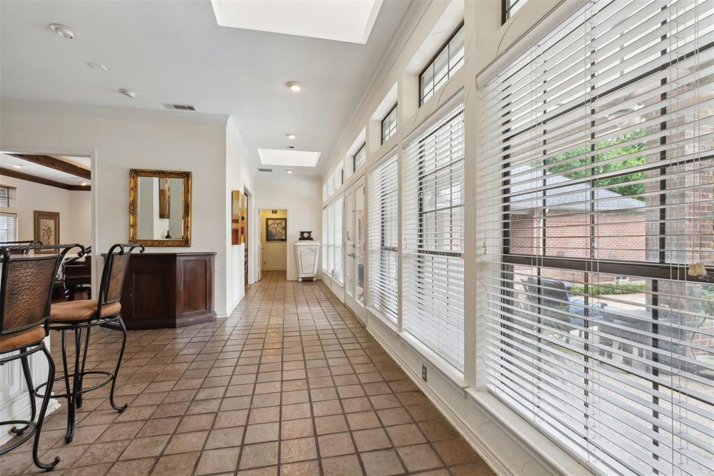 5503 Royal Gardens Add - Residential