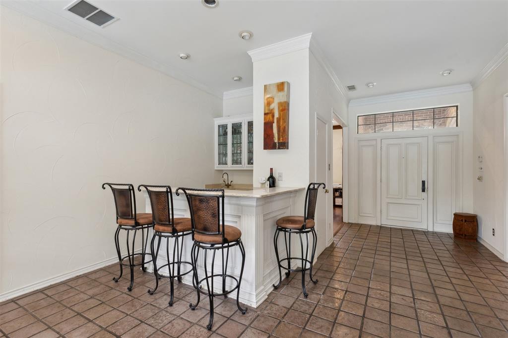 5503 Royal Gardens Add - Residential