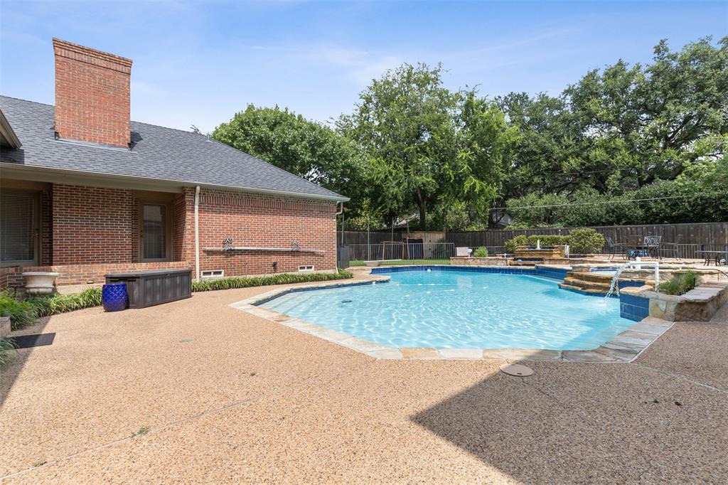 5503 Royal Gardens Add - Residential