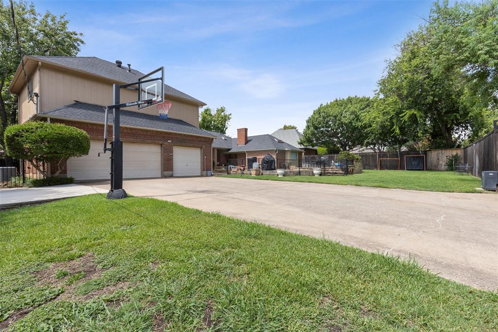 5503 Royal Gardens Add - Residential