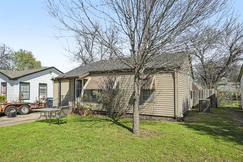 Tiny photo for 3737 Willing Avenue, Fort Worth, TX 76110 (MLS # 21195652)