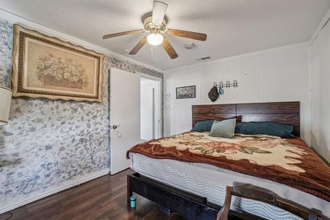 Tiny photo for 3737 Willing Avenue, Fort Worth, TX 76110 (MLS # 21195652)