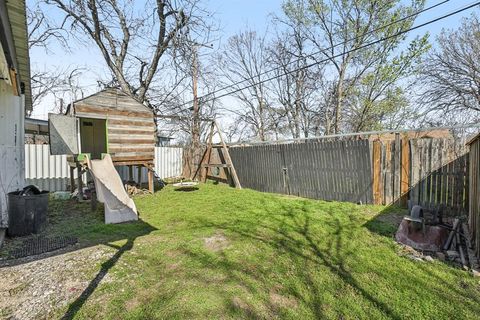 Tiny photo for 3737 Willing Avenue, Fort Worth, TX 76110 (MLS # 21195652)